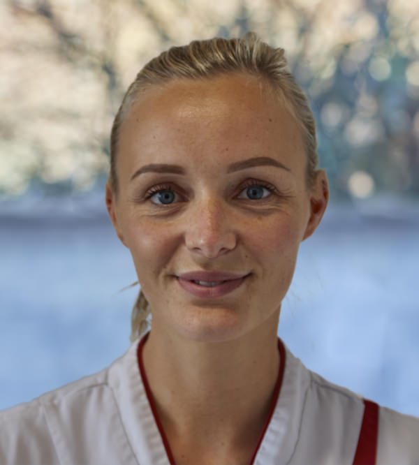 Portret assistente Fabienne van tandartsenpraktijk Alberts uit Kerkrade